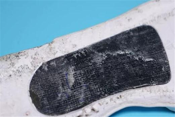 nike lebron16詹姆斯16真假對比 假貨一眼認(rèn)出