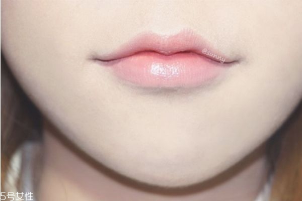 大眼娃娃妝怎么化 韓國(guó)大眼妝畫法