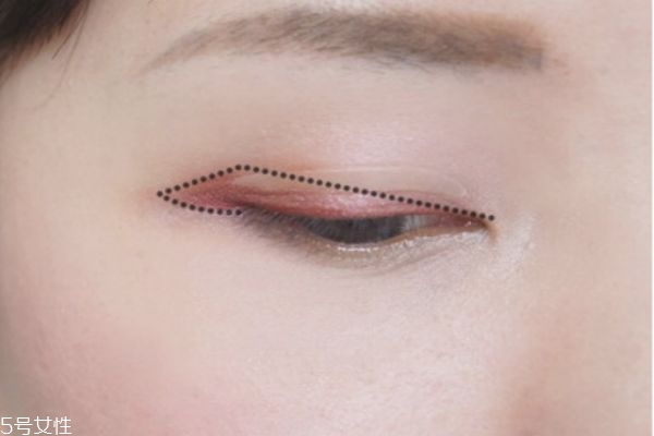 韓系裸妝怎么畫(huà) 簡(jiǎn)單淡妝化妝教程