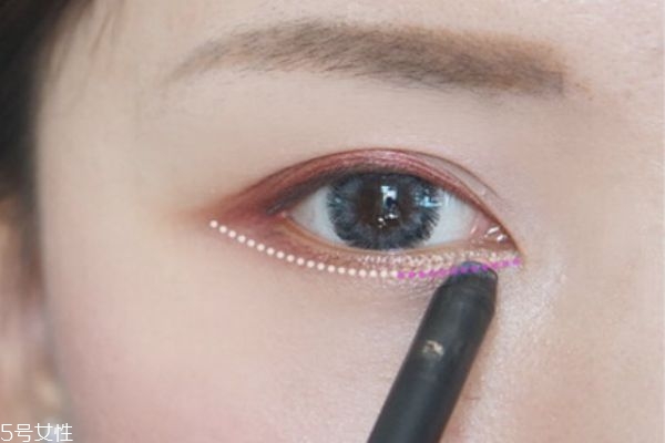 韓系裸妝怎么畫(huà) 簡(jiǎn)單淡妝化妝教程