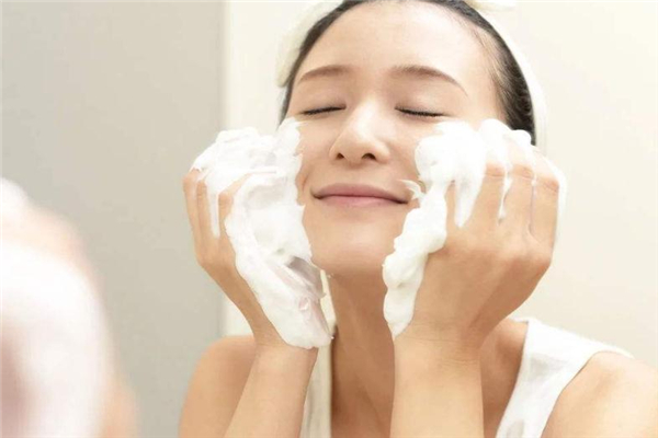 解決女性手腳冰冷、緩經(jīng)痛必吃8大食材