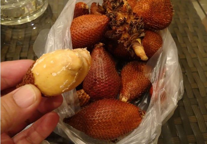 蛇皮果是什么季節(jié)成熟？蛇皮果是什么味道？