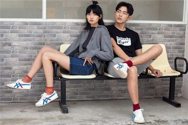 鬼?；⒑湍涂耸裁搓P系 鬼冢虎是前輩