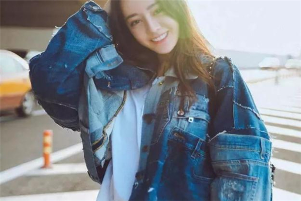牛仔外套為什么有味道 和工藝有關
