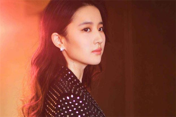 眼窩填充多久恢復正常 眼窩填充術(shù)恢復期多長