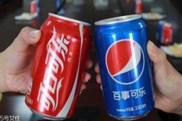 可口可樂(lè)是怎么做的呢 可口可樂(lè)喝多了有什么壞處呢