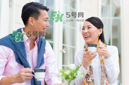老公出軌一定要離婚嗎？如何挽救婚姻危機(jī)？