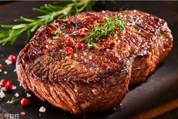 煎肉眼牛排的幾個(gè)要點(diǎn) 關(guān)于牛排的知識點(diǎn)