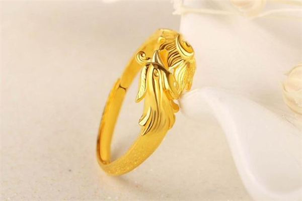 婚戒可以買(mǎi)黃金的嗎 婚戒買(mǎi)黃金的好嗎