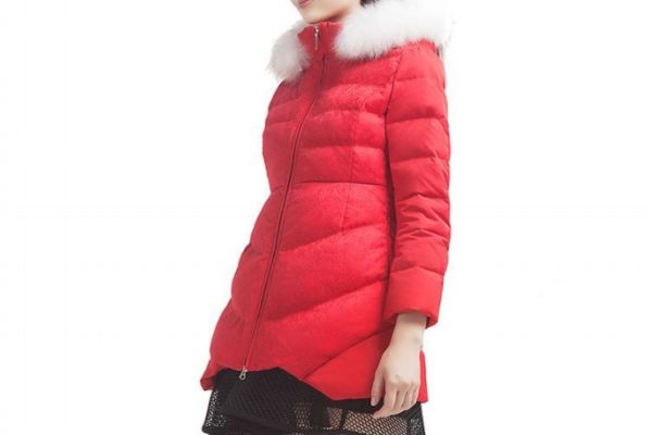 艾萊依羽絨服質量怎么樣呢 艾萊依羽絨服怎么清洗呢