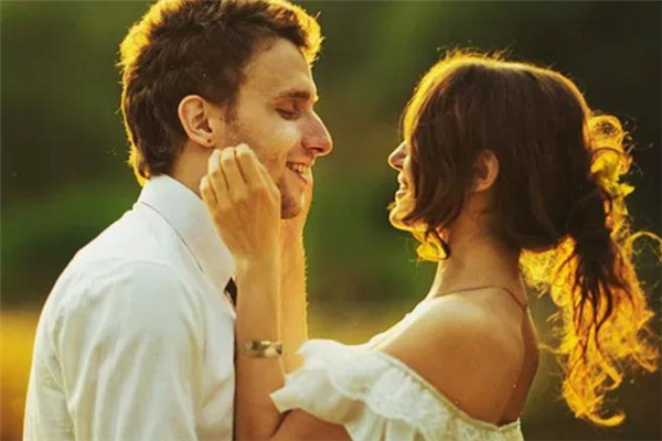 大齡單身該不該等待真愛 大齡單身該不該回老家結婚