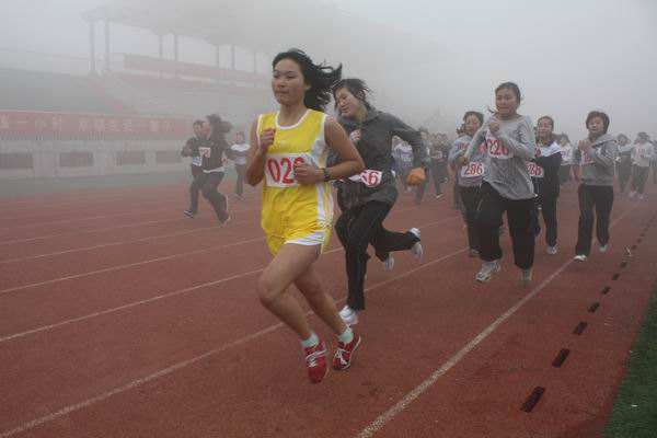 長跑是有氧運(yùn)動(dòng)嗎 長跑正確的姿勢(shì)和呼吸是怎樣的