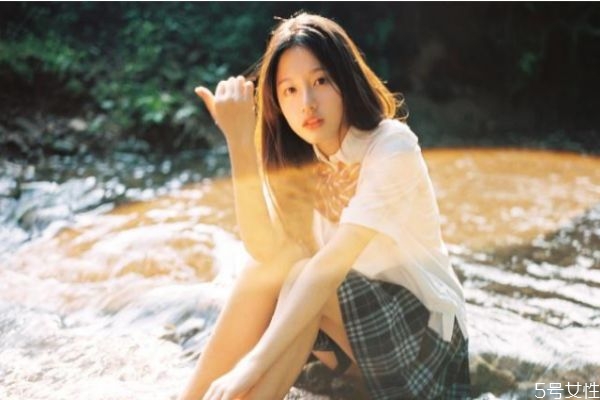 女生跟你說晚安的真正含義 晚安和好夢(mèng)哪個(gè)更曖昧