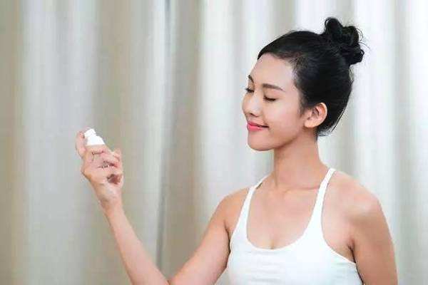 長期素顏皮膚會(huì)變好嗎 女人為什么要護(hù)膚
