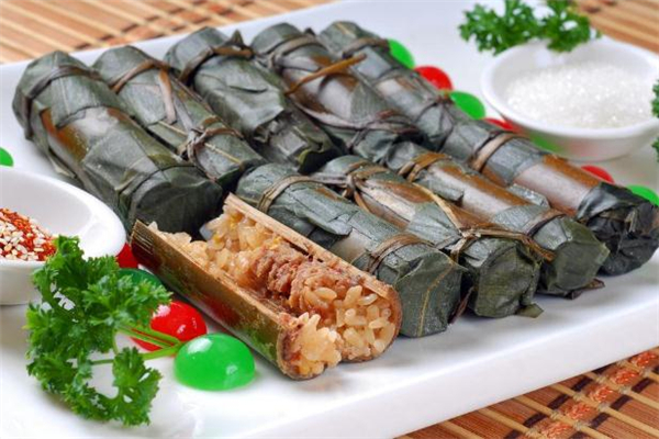 竹筒粽子是蒸還是水煮 竹筒粽子煮多長時(shí)間