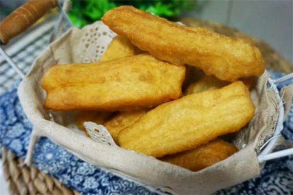 為什么炸出來(lái)的油條不空心 油條不空心是什么原因