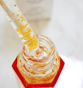 精華油有什么功效？三大功效拯救中年少女問題肌