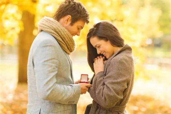 剛結婚就出軌的男人心理 剛結婚就出軌的男人值得原諒嗎