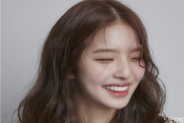 煙草棕發(fā)色掉色后是什么顏色 煙草棕發(fā)色陽光下什么顏色 煙草棕發(fā)色掉色后是什么顏色 煙草棕發(fā)色陽光下什么顏色