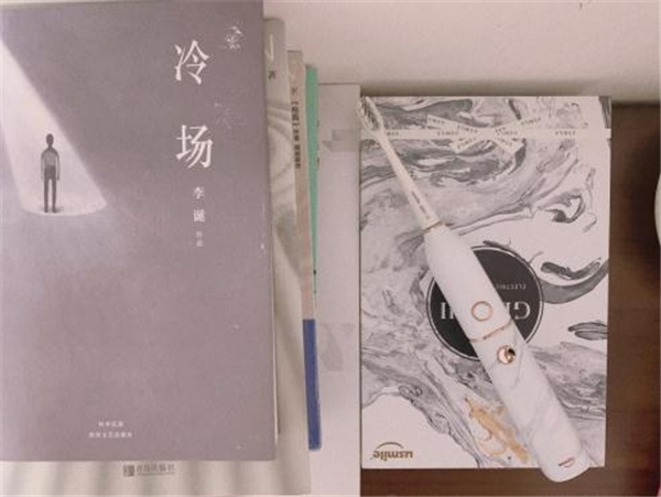 電動(dòng)牙刷和普通牙刷哪個(gè)好？小編真實(shí)測評(píng)分享