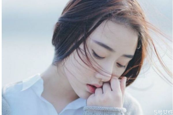 女人應(yīng)該怎么冷處理問(wèn)題 女人冷處理問(wèn)題的技巧