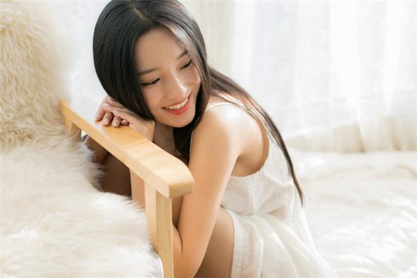 頭發(fā)軟化過了怎么補救 受損發(fā)質怎么軟化