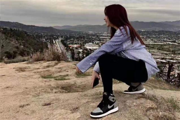 女鞋aj1需要買(mǎi)大一碼嗎 aj1女鞋碼偏大還是偏小