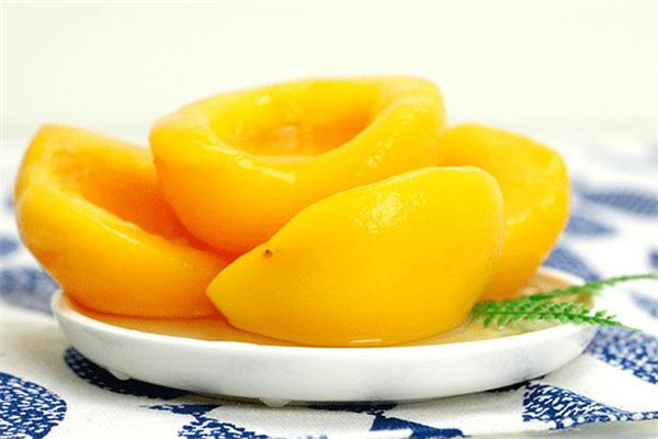 黃桃罐頭有酒味還能吃嗎 黃桃罐頭怎么看壞沒(méi)壞