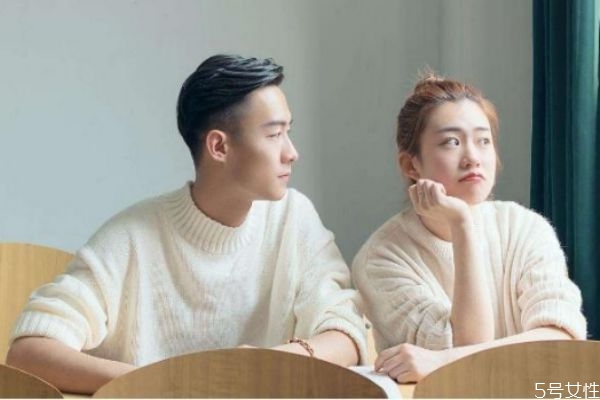 怎樣讓對(duì)方越來(lái)越愛你 讓男人越來(lái)越愛你的招數(shù)