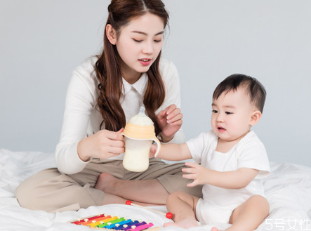 一歲寶寶營養(yǎng)不良怎么調(diào)理 如何預防寶寶營養(yǎng)不良