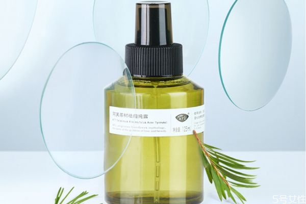 純露放冰箱后再拿出來用不會(huì)變質(zhì)嗎 純露過期了還能用嗎