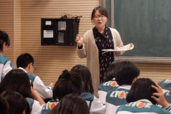 教師的職業(yè)道德素養(yǎng) 教師是公務員嗎