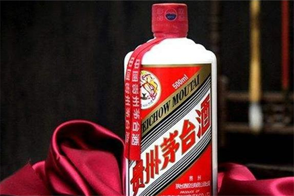 茅臺(tái)酒是什么類型的酒 貴州茅臺(tái)員工人均年薪31萬