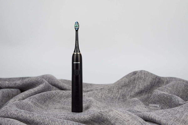 電動(dòng)牙刷刷頭多長時(shí)間換一次 電動(dòng)牙刷刷頭都是通用的嗎