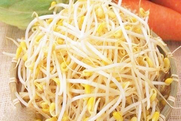 黃豆芽有什么營(yíng)養(yǎng)價(jià)值 黃豆芽會(huì)中毒嗎