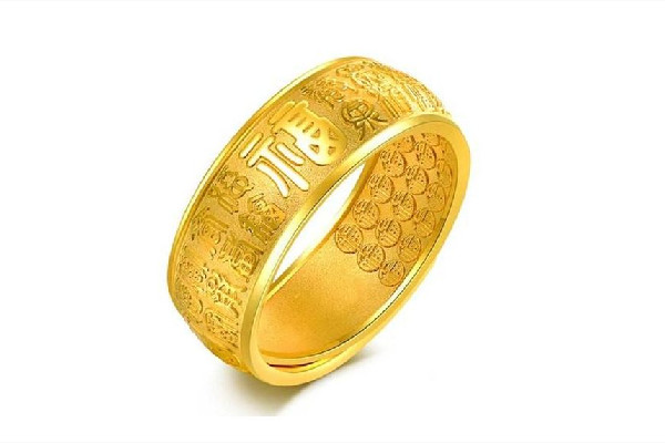 黃金戒指上都有標(biāo)志嗎 黃金戒指沒(méi)有鋼印是假的嗎