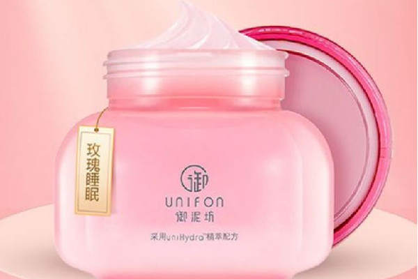 睡眠面膜為什么黏黏糊糊的 睡眠面膜感覺(jué)很油膩好還是不好